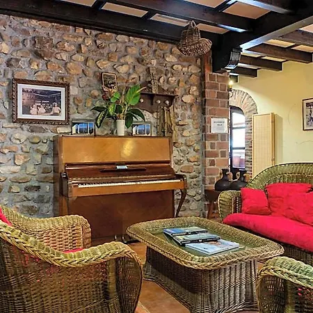 El Bricial 3*
