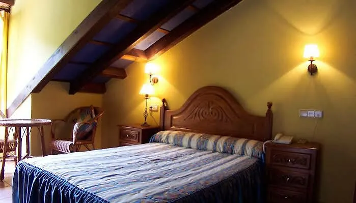 Hotel El Bricial Soto De Cangas